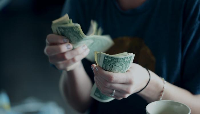 Tips to Avoid Interest on Credit Cards