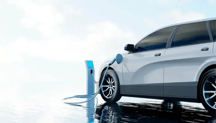 How to Save Money on Electric Vehicle Insurance: Expert Tips